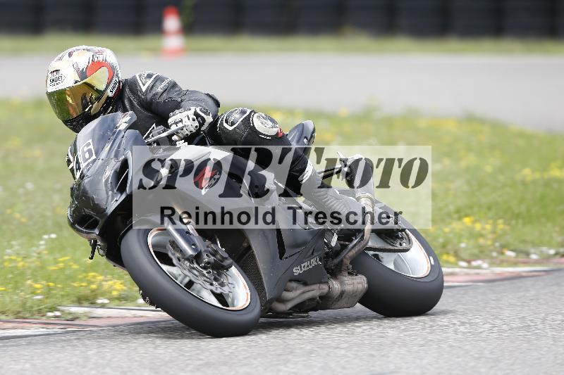 /37 28.07.2025 Dunlop Ride und Test Day ADR/Trackday Erfahren gelb Trackday schnell  rot/46